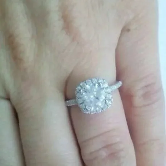 NWT NEW! Square Halo Ring 925 Sterling silver square halo with a round cubic zir - Picture 4 of 4